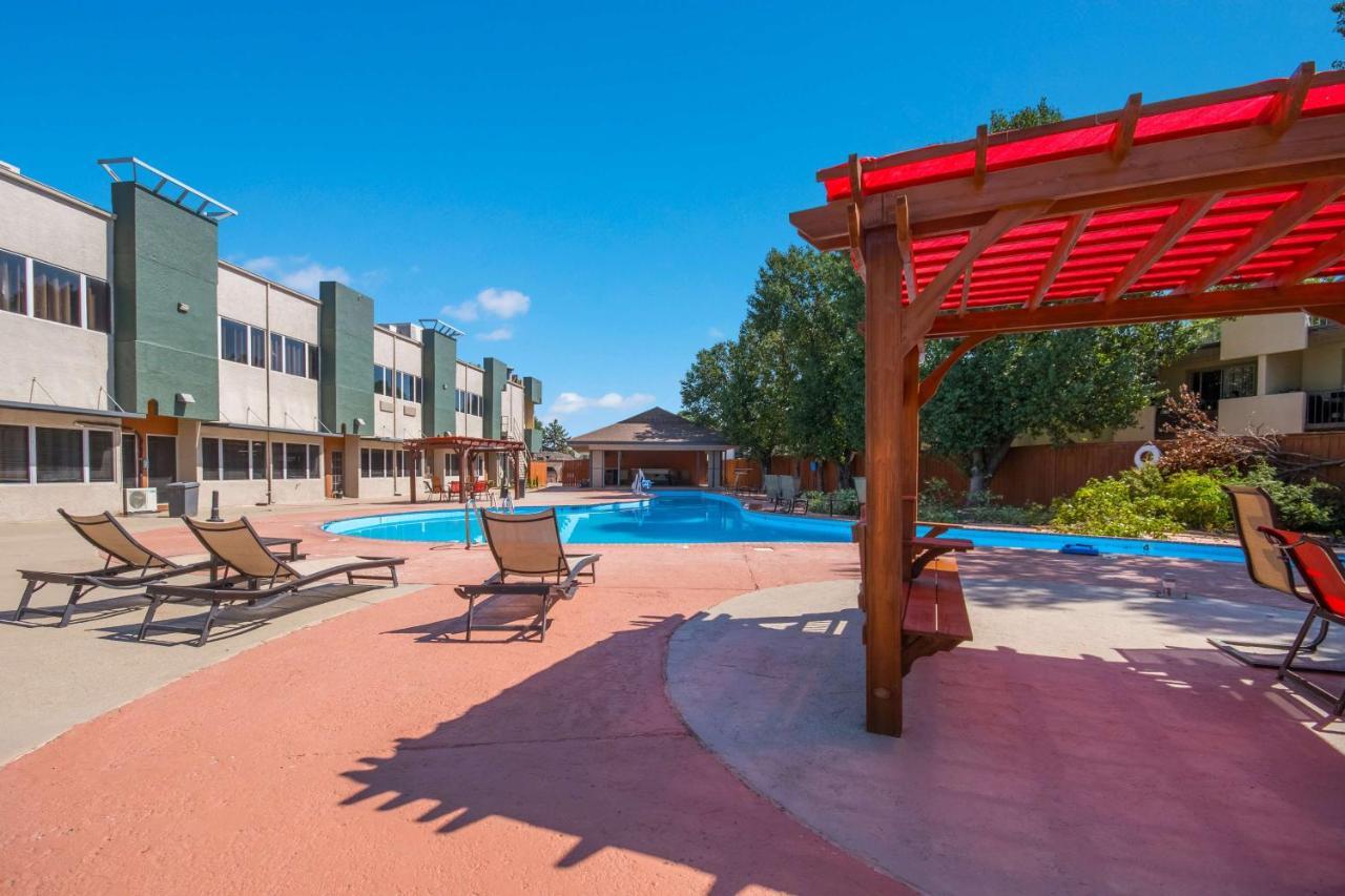 Surestay Plus By Best Western Lawton Kültér fotó
